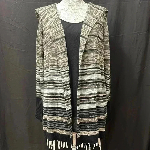💜💜 neutral colors cardigan - Picture 1 of 5